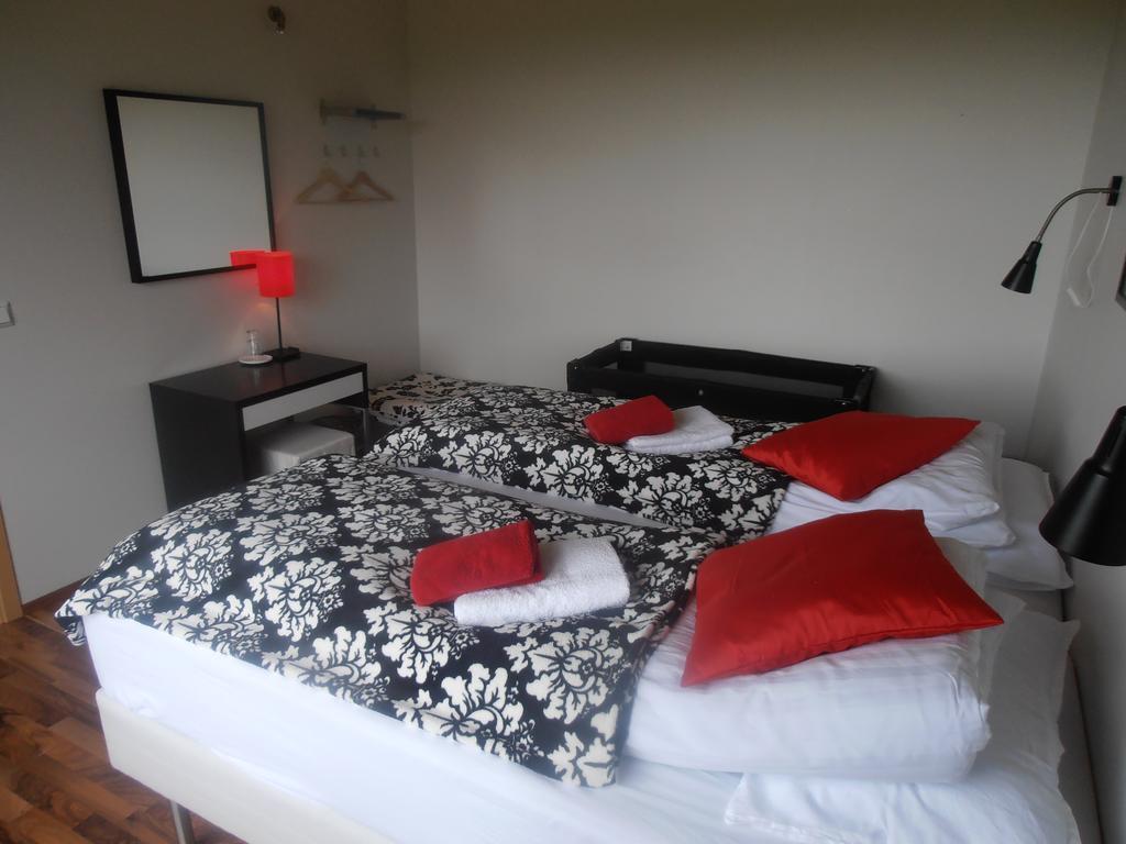 Giljur Guesthouse فيك المظهر الخارجي الصورة